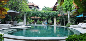 Гостиница Kusnadi Hotel  Kuta